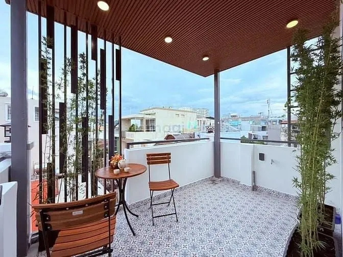 Siêu Phẩm Lý Phục Man - Nhà Mới Full Nội Thất - Hẻm Xe Tải Thông