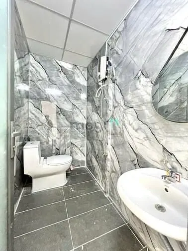 Phòng Đẹp Ban Công Thoáng, An Ninh Ngay Ngã Tư Hàng Xanh