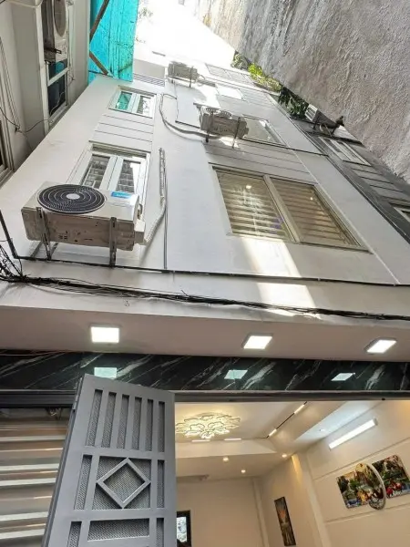 Cho Hộ Gia Đình Thuê Hoặc Làm Văn Phòng Công Ty