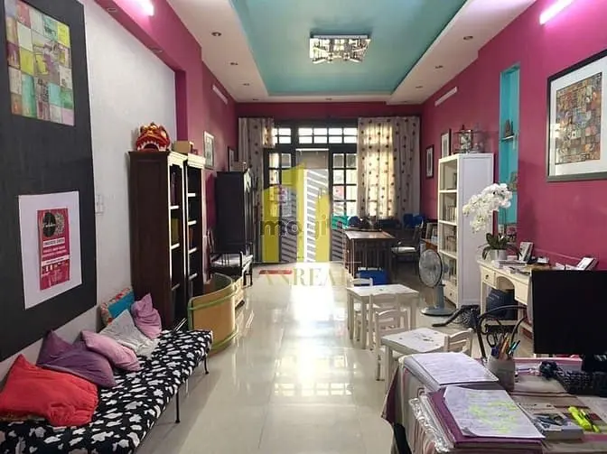 Nhà Phố Quốc Hương 3 Lầu Cho Thuê Giá 35 Triệu