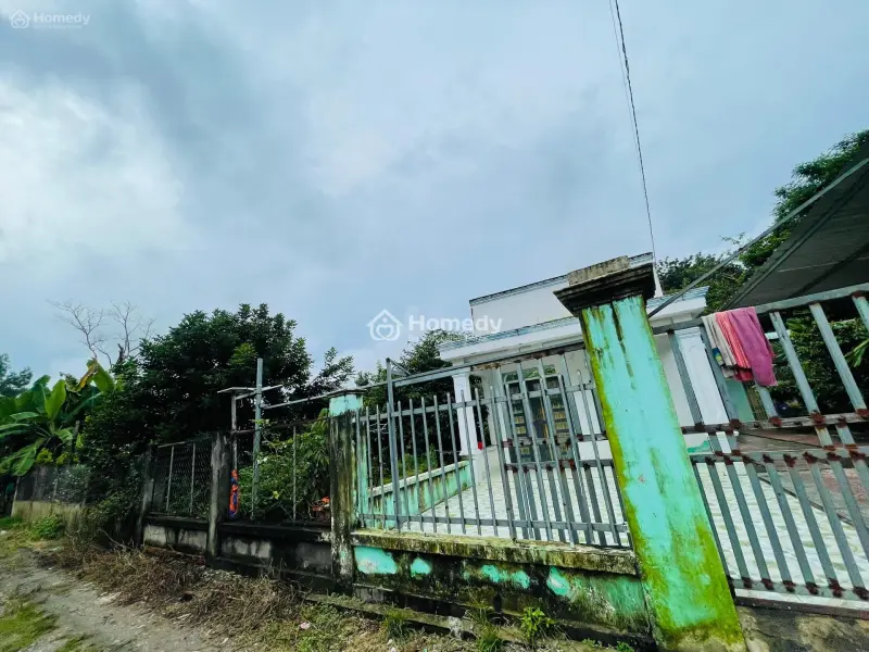 Định Cư Sang Úc Cần Sang Lại Nhà Vườn (4690M2) Thổ Cư Shr Cạnh Chợ Ủy Ban Dân Cư Đông Giá 600 Triệu