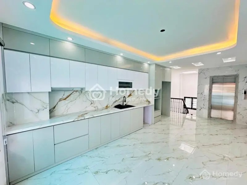 Nhà Phố Kim Đồng Phân Lô, Gara Ô Tô, Thang Máy, Vừa Ở Vừa Kinh Doanh, Chủ Ngộp Bank, Giá 23.9 Tỷ