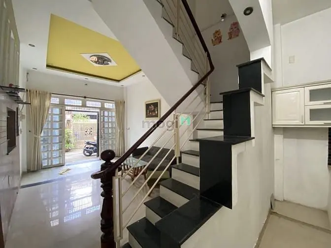 Âu Cơ Giáp Tân Bình 4M X 11M - 3 Tầng Hẻm Xe Hơi Chỉ 6.4 Tỷ