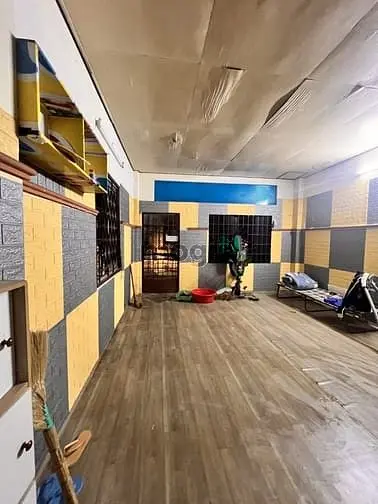 Hoàng Sa Hẻm Xe Hơi 4.3M X 15M Mà Chỉ 8.6 Tỷ Thương Lượng