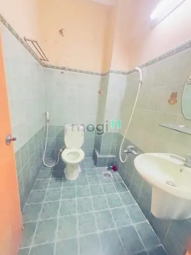 Hoàng Hoa Thám Ngay Nhà Ga T3 59M2 3 Tầng Đường 8M Chỉ 8.6 Tỷ