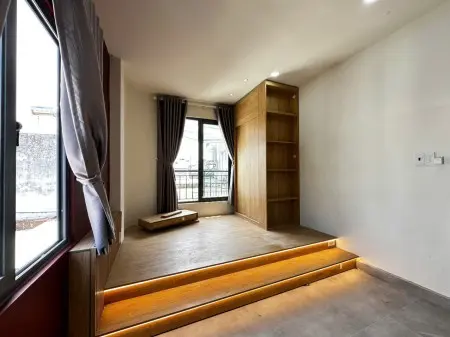 Bạn Đang Tìm Một Căn Mới Tinh, Nội Thất Hiện Đại, Cửa Sổ Trời, Nhà Thang Máy, Tôi Có Tất Cả