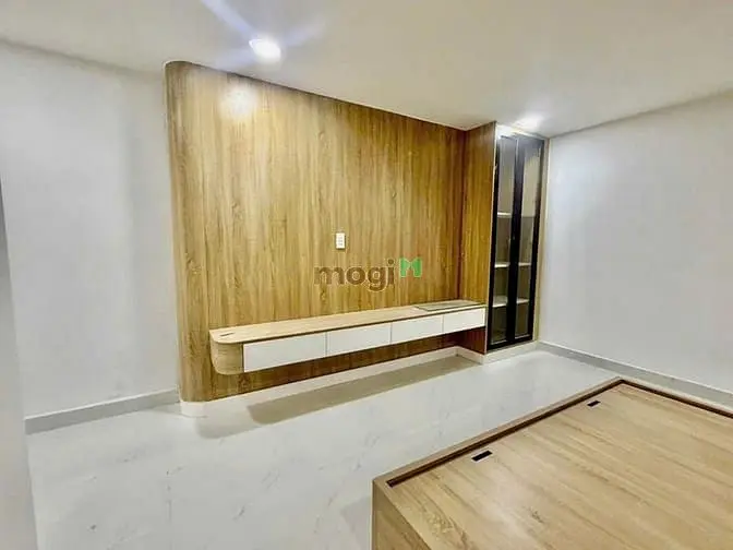 🌹💯Nhà Mới Xây 100% Hxh Tên Lửa 4,5X18M 5 Tầng Cách Mt Chỉ 3 Căn Nhà