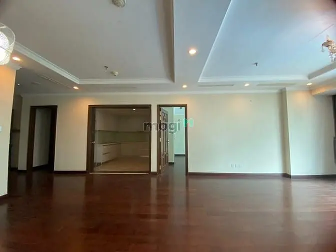 Cần Bán Vội Căn Hộ Vincom Center Đồng Khởi 235M2 View Landmark 81 Đẹp