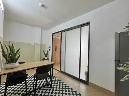 Căn Hộ 1 Phòng Ngủ – Ban Công, Tách Bếp – Full Nội Thất – Gần Sân Bay Tân Sơn Nhất