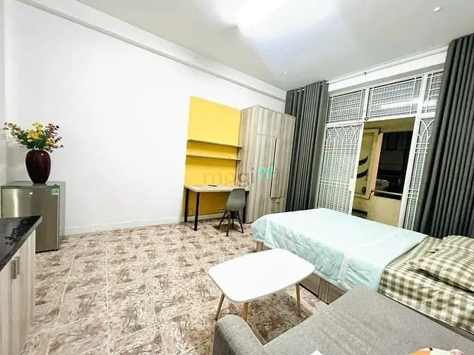 Chvd Tiện Nghi Có Ban Công Q1 Thoáng Sạch Sẽ Đầy Đủ Nt 7Tr