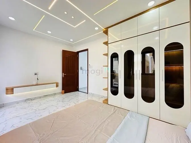 3 Tầng Mới Sang Xịn Mịn - Vị Trí Tuyệt Vời - Trần Xuân Soạn - 6.2 Tỷ