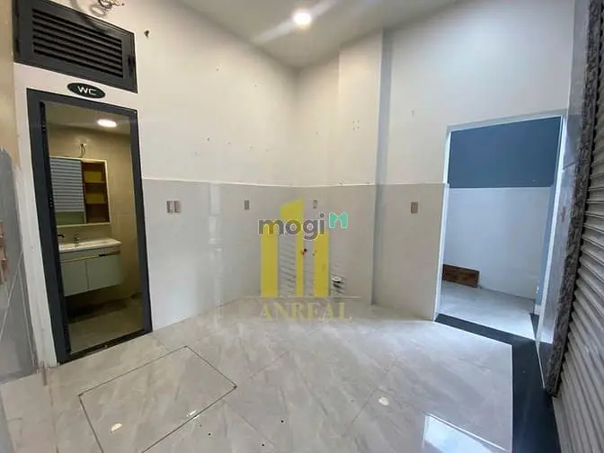 Cho Thuê Nhà Văn Phòng Căn Góc Giá 50 Triệu - Có Thang Máy