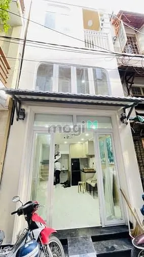 Nhà Lý Thái Tổ - Quận 3, Gần Ngã Sáu Cộng Hòa, Giáp Q1, 3 Tầng,2Pn,3Wc