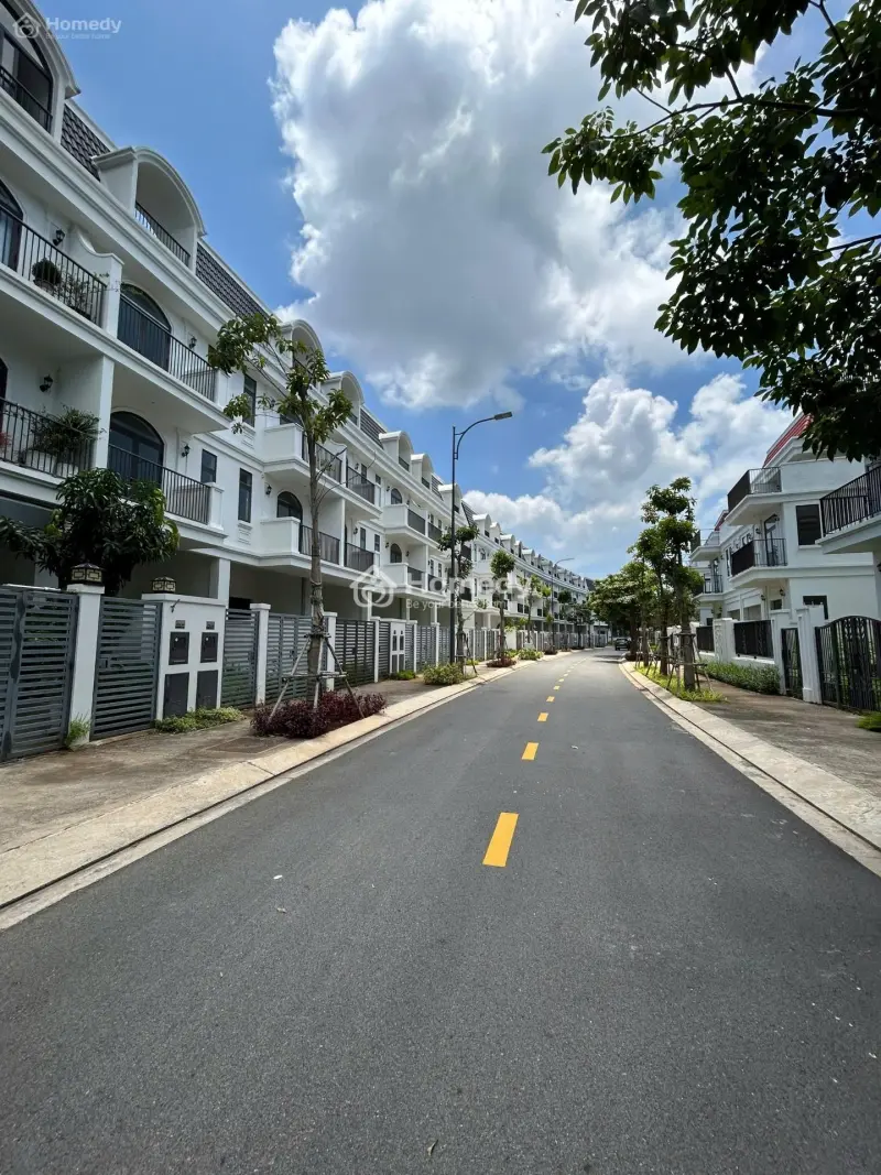 Bán Nhà Phố Liền Kề La Vida Residences Đã Có Sổ Hồng Sang Tên Ngay