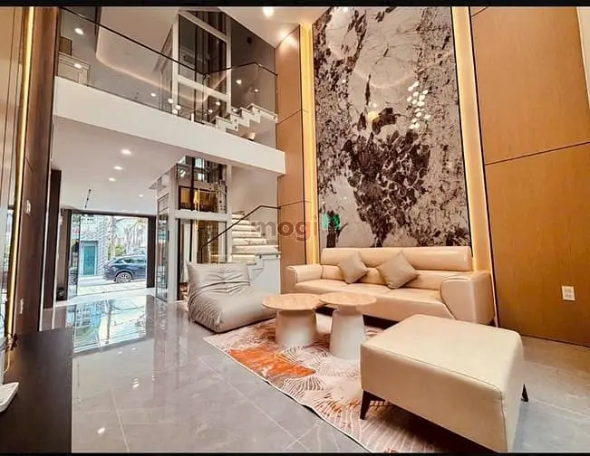 Quận 12, Nhà Bán 5 Tầng Mặt Tiền Thạnh Lộc 31 Dt 4X13M