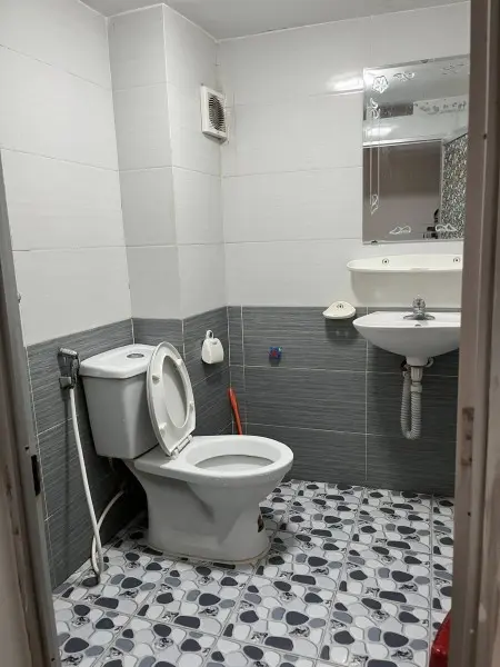 Cho Thuê Phòng Trong Nhà 4 Tầng Ở Ngõ 1 Bùi Xương Trạch, Thanh Xuân