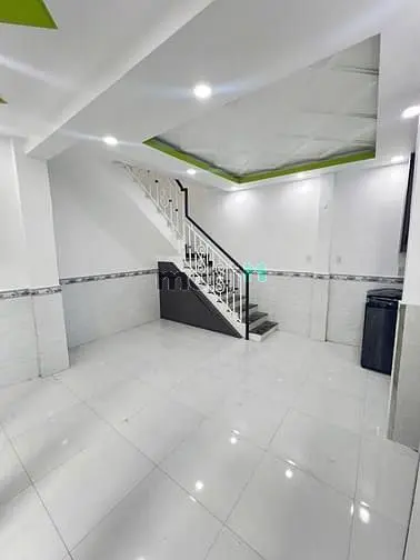 Nhà Đẹp Phường Tân Hưng Quận 7. Ngang 4M, Hẻm Rộng, Sổ Hồng Riêng.