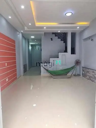 Nhà Tl 15 Quận 12 _Dt: 4,5X13M 1 Lầu 2Pn.2Wc Giá 6,5Tr Hẻm Xe Hơi