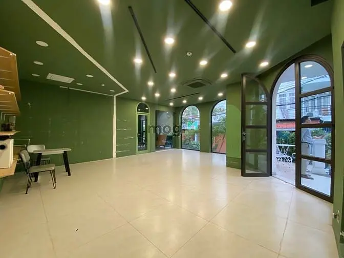 Cho Thuê Showroom/Văn Phòng Đại Diện, Mbdk Tại Quốc Hương. Giá 33Tr/Th