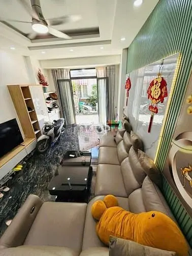 Bán Nhà Hẻm Xe Hơi Đường Quang Trung, P.8, 4 X 18, 4 Tầng Giá 8.19 Tỷ