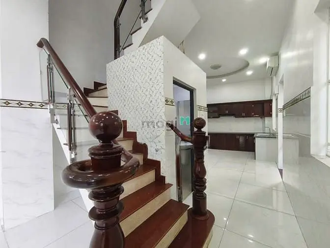 Cho Thuê Nhà Phố Thảo Điền, Quận 2 (3X13M) 1 Trệt 2 Lầu. Giá 20Tr/Th