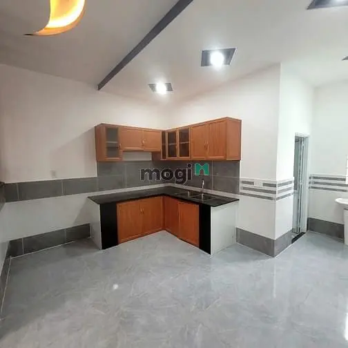 Cho Thuê Nhà Vườn Lài Nối Dài Dt : 5X10M Trệt Lầu 2Pn.2Wc Giá 6Tr