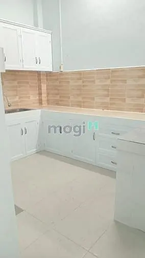 Sát Mặt Tiền Bình Phú. 1T,1L,1Th. Sân Rộng Để Xe Hơi, Mới Sơn Sửa