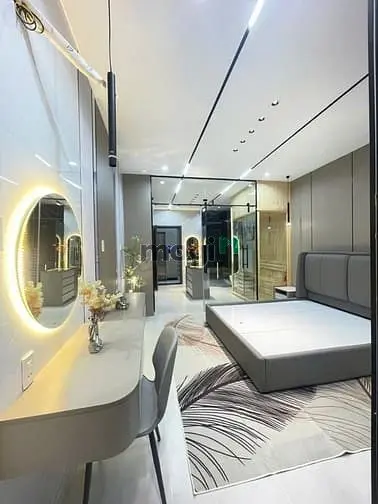 Bán Nhà Hxh Lạc Long Quân - Q11- Có Thang Máy - Giá 9,99 Tỷ