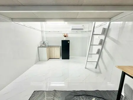 Cho Thuê Phòng Trọ - Sẵn Máy Lạnh - Tủ Lạnh - Ngay Công Viên Làng Hoa