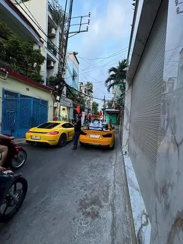 Hxh 8M Lạc Long Quân, 45M2, 3 Tầng Mới Đẹp Full Nội Thất, Chỉ 8.95 Tỷ,