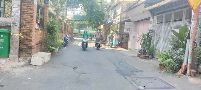Gò Vấp, Quang Trung, Bán Nhà Đúc 4.5 Tấm Mặt Tiền Hẻm Dt 4X20M
