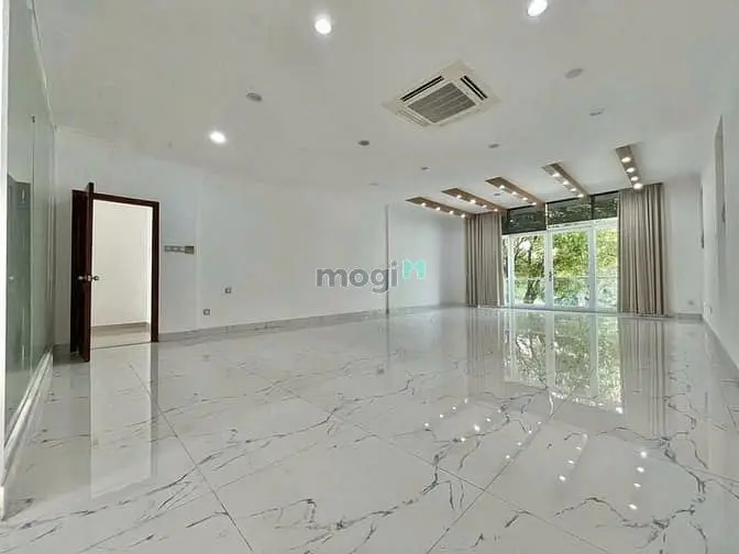 Tuyến Đường Kinh Doanh Sầm Uất Về: Thời Trang, Spa, Phòng Khám......