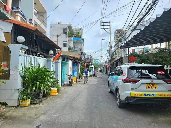 Nhà Đúc 4 Tầng Mặt Tiền Đông Hưng Thuận Quận 12, 5X20M, Nhỉnh 8 Tỷ