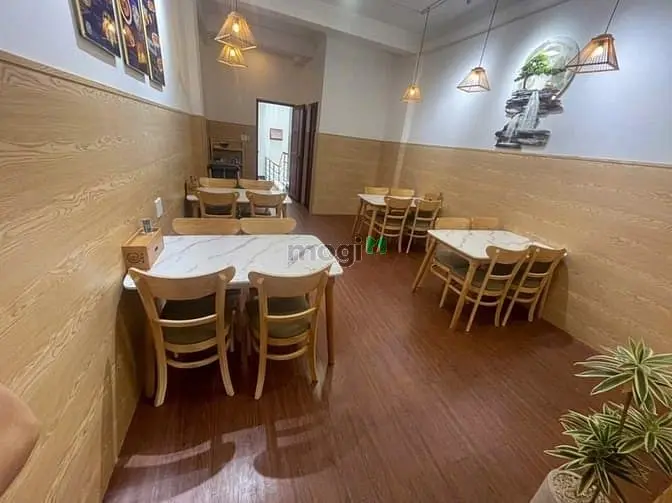 Cho Thuê Nhà, Mặt Bằng Kinh Doanh 140 M² Mặt Tiền 61 Phan Huy Ích P 15