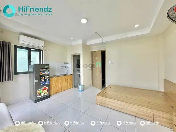 👉 Ban Công Thoáng Mát, Thư Giãn Sau Giờ Làm.nằm Ngay Ngã Tư Bình Thái