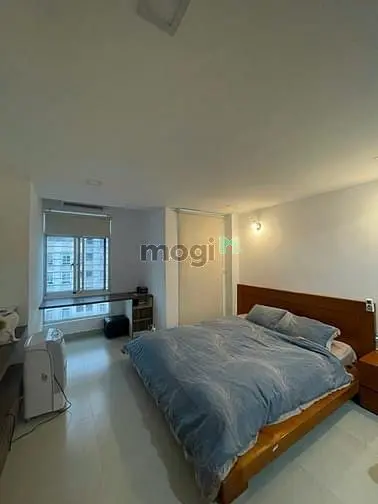 Penhouse Sky Garden 3, Diện Tích 330M2, Nhà Có 2 Ban Công.