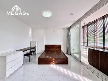 Studio Ban Công Tách Bếp - Nhà Mới 100%