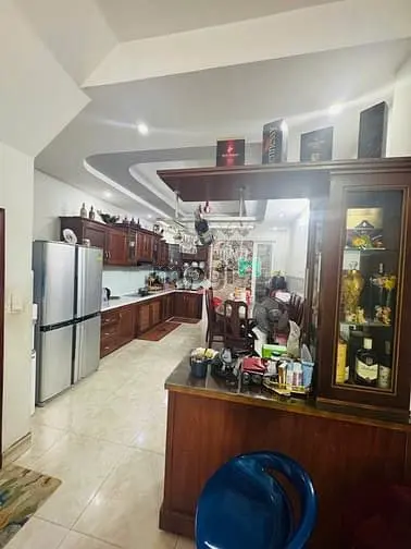 Mt Đường Lê Lâm, 80M2, 4 Tầng, 4Pn, Khu Vip Bàn Cờ, Chỉ 11.9 Tỷ, Ở Nga