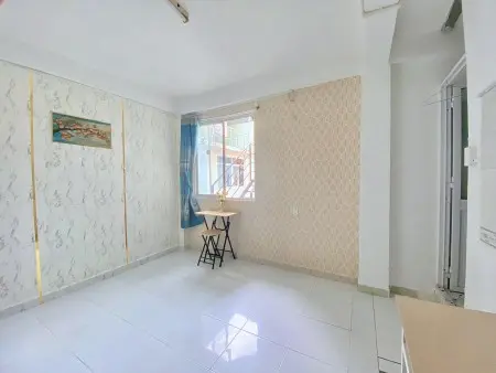 Chính Chủ Trống Phòng Cửa Sổ Tại Điện Biên Phủ