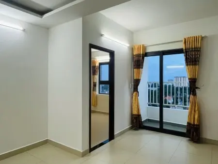 Chung Cư Carillon 2, Trịnh Đình Thảo, Tp: 3P Ngủ, Nhà Mới, Ban Công, 11Triệu