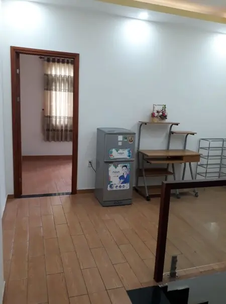 Nhà Nguyên Căn 3 Tầng, Đường Ngô Chí Quốc, Gần Chợ Đầu Mối Nông Sản Thủ Đức