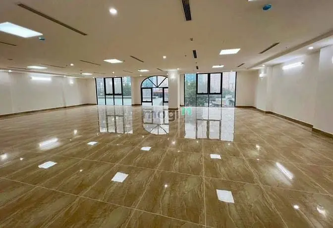 Bán Tòa Văn Phòng Mặt Phố Đống Đa- Mặt Tiền Siêu Rộng- 245M- Hơn 200Tỷ