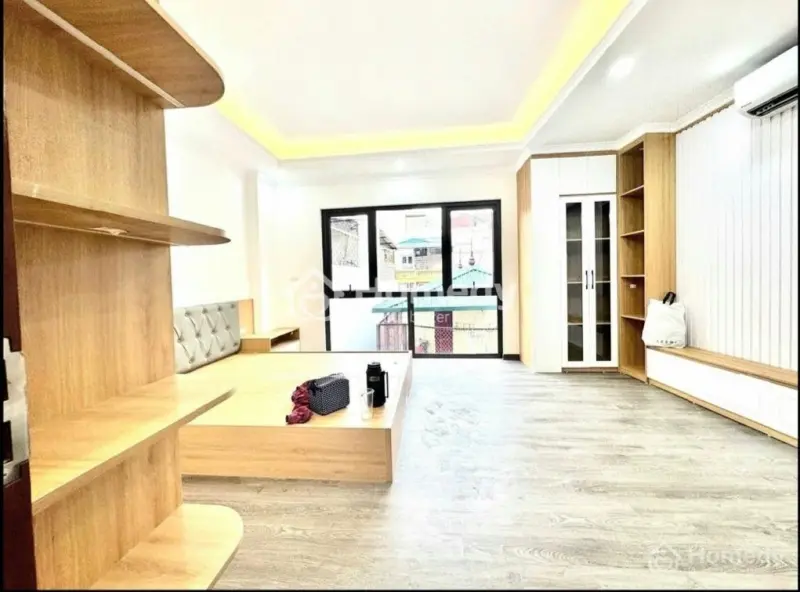 Bán Nhà Lê Thanh Nghị 45M / 4 Ngủ Master/ Thang Máy/ Mặt Tiền 5,5M / Ngõ Xe Ba Gác Tránh/ Gần Phố