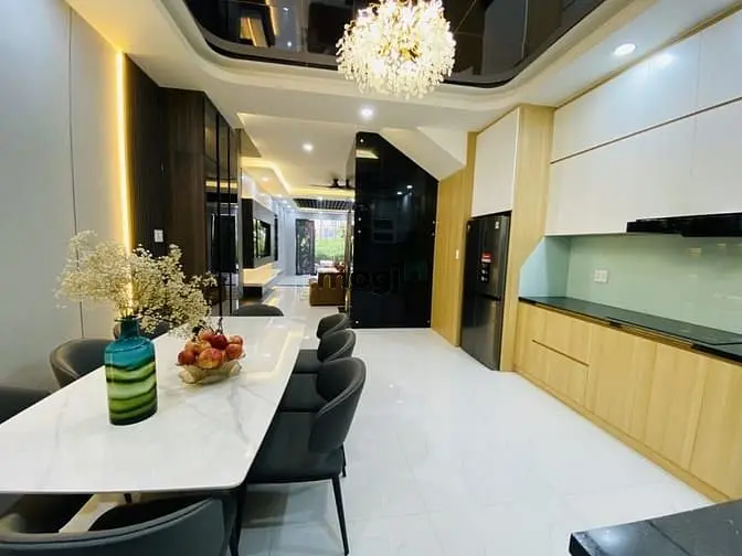 Nhà Đẹp Phú Mỹ• Q7• Gần Phú Mỹ Hưng• 90M2• Ngang 5 Lớn• 4 Tầng• 4Pn