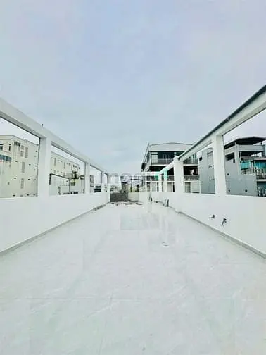 Cho Thuê Tòa Nhà Có Hầm Xe - Nguyên Căn