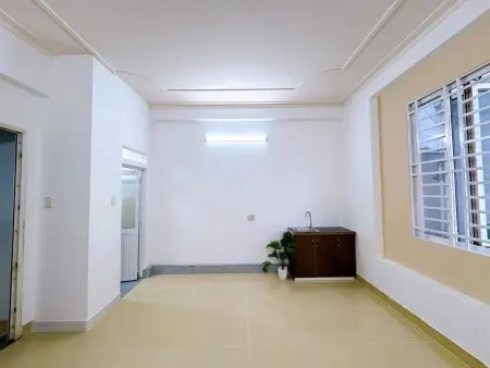 Phòng Studio Siêu Rộng, Cửa Sổ Trời Thoáng Sáng, Gần Trường Đh Ntt