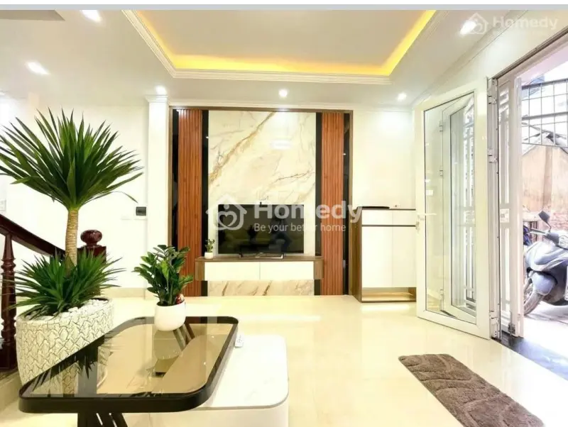 Bán Nhà Tạ Quang Bửu 40M / Full Nội Thất/ Sổ Phân Lô/ Gần Phố