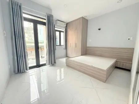 Khai Trương Phòng Mới Có Ban Công , 32M2 , Giá Tốt, Ngay Đường Nguyễn Đình Chiều Q3