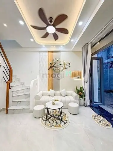 Bán Nhà Phan Văn Trị Bình Thạnh Hẻm Xe Hơi 3Pn Full Nội Thất 27M2