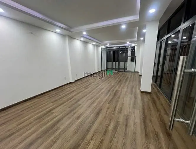 Siêu Phẩm - 39A Cù Lao, Phường 2, Phú Nhuận